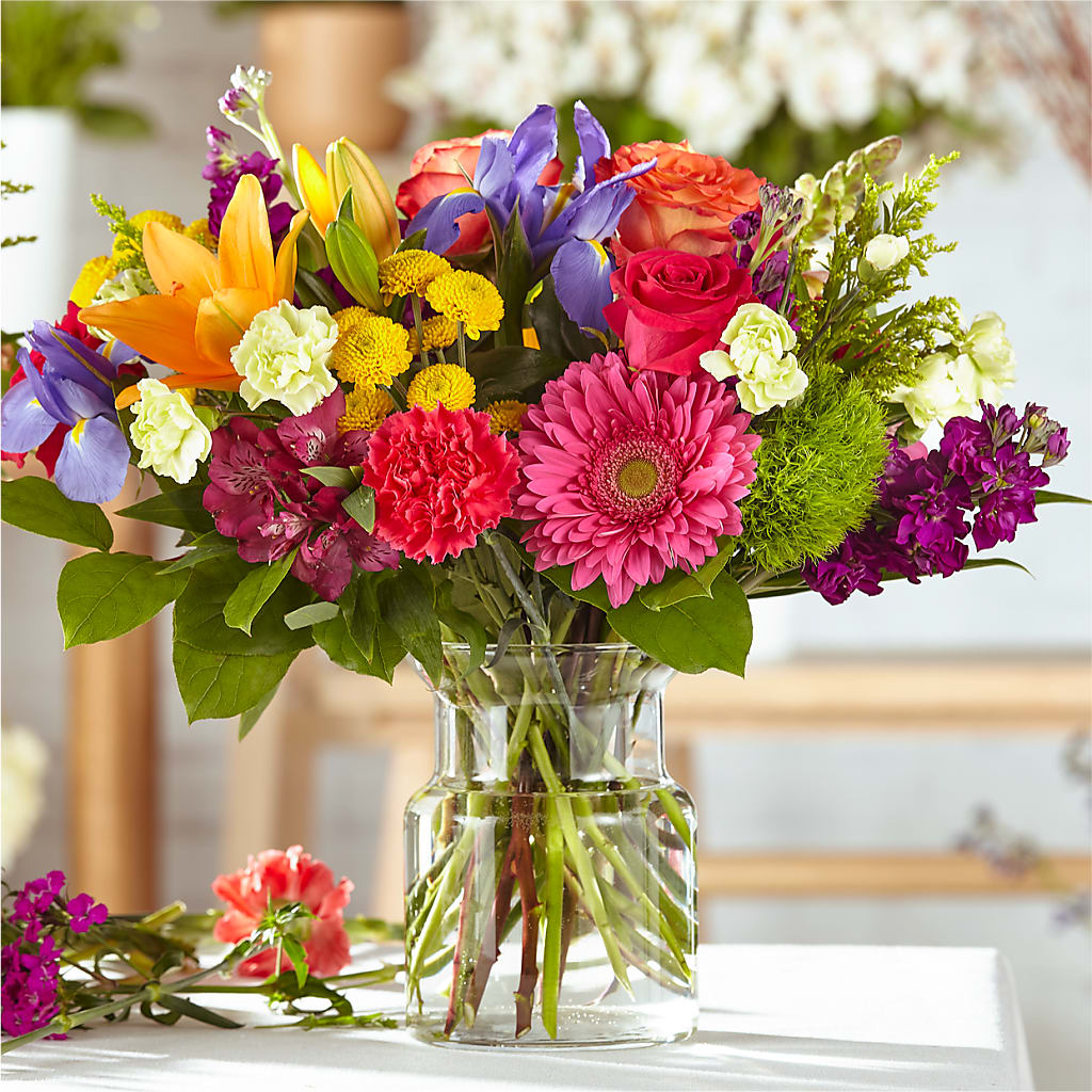 Bold & Bright – A Florist Original – Day Dream Bokay Llc, Jonesborough TN