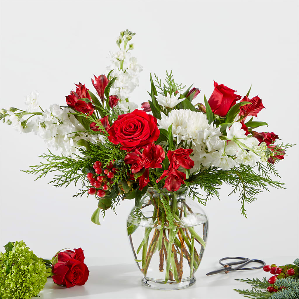 Merry Moment Bouquet – A Florist Original – Day Dream Bokay Llc, Jonesborough TN