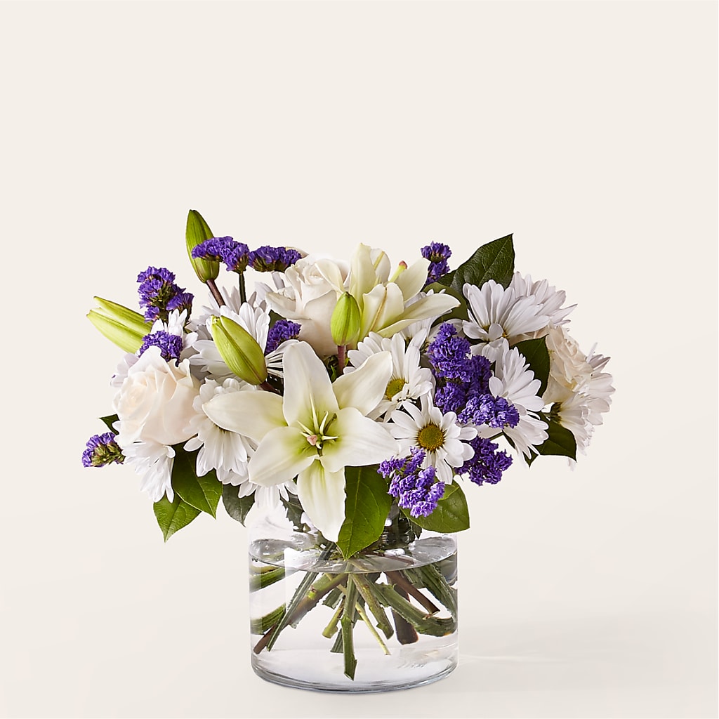 Beyond Blue Bouquet – Day Dream Bokay Llc, Jonesborough TN