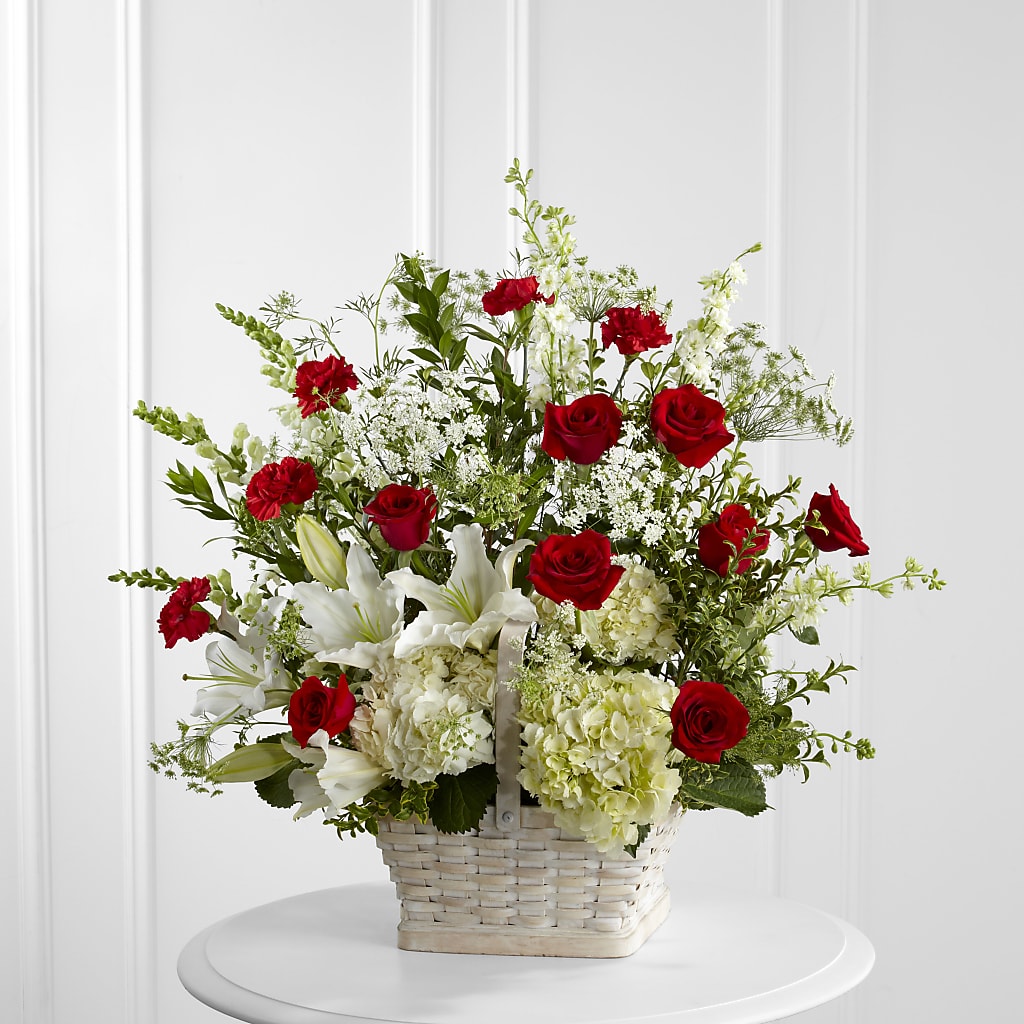 In Loving Memory Arrangement – Day Dream Bokay Llc, Jonesborough TN
