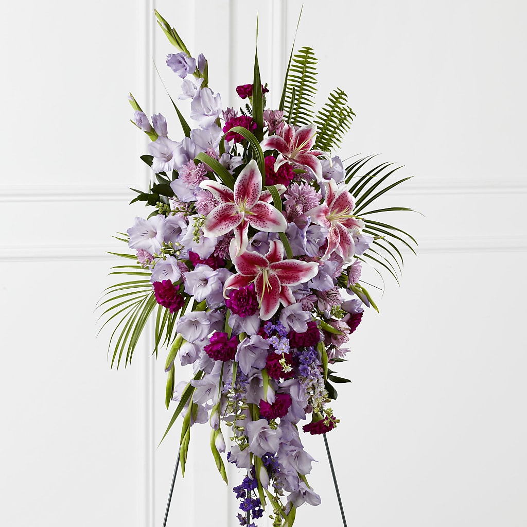 Tender Touch Standing Spray – Day Dream Bokay Llc, Jonesborough TN
