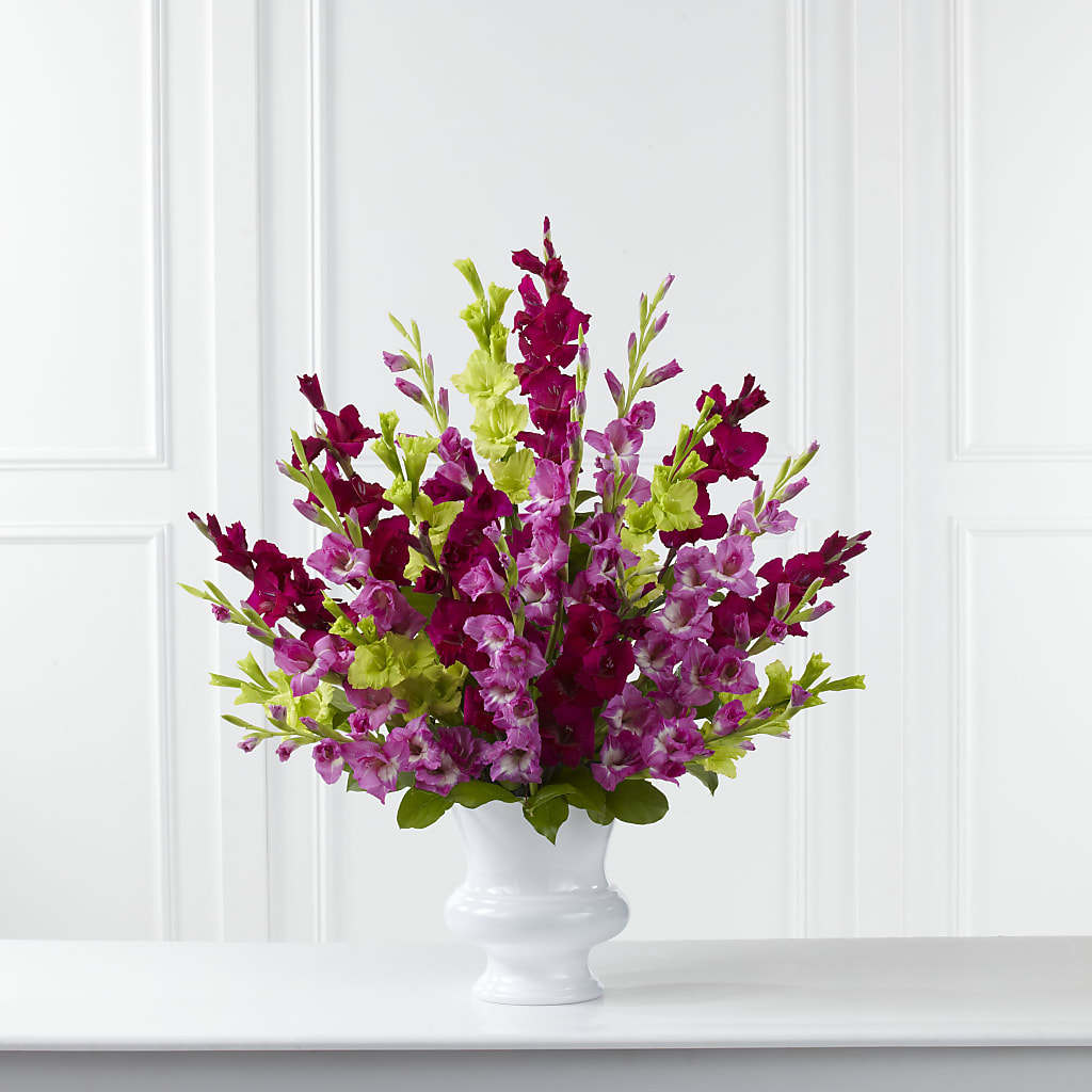 Solemn Offering Arrangement – Day Dream Bokay Llc, Jonesborough TN