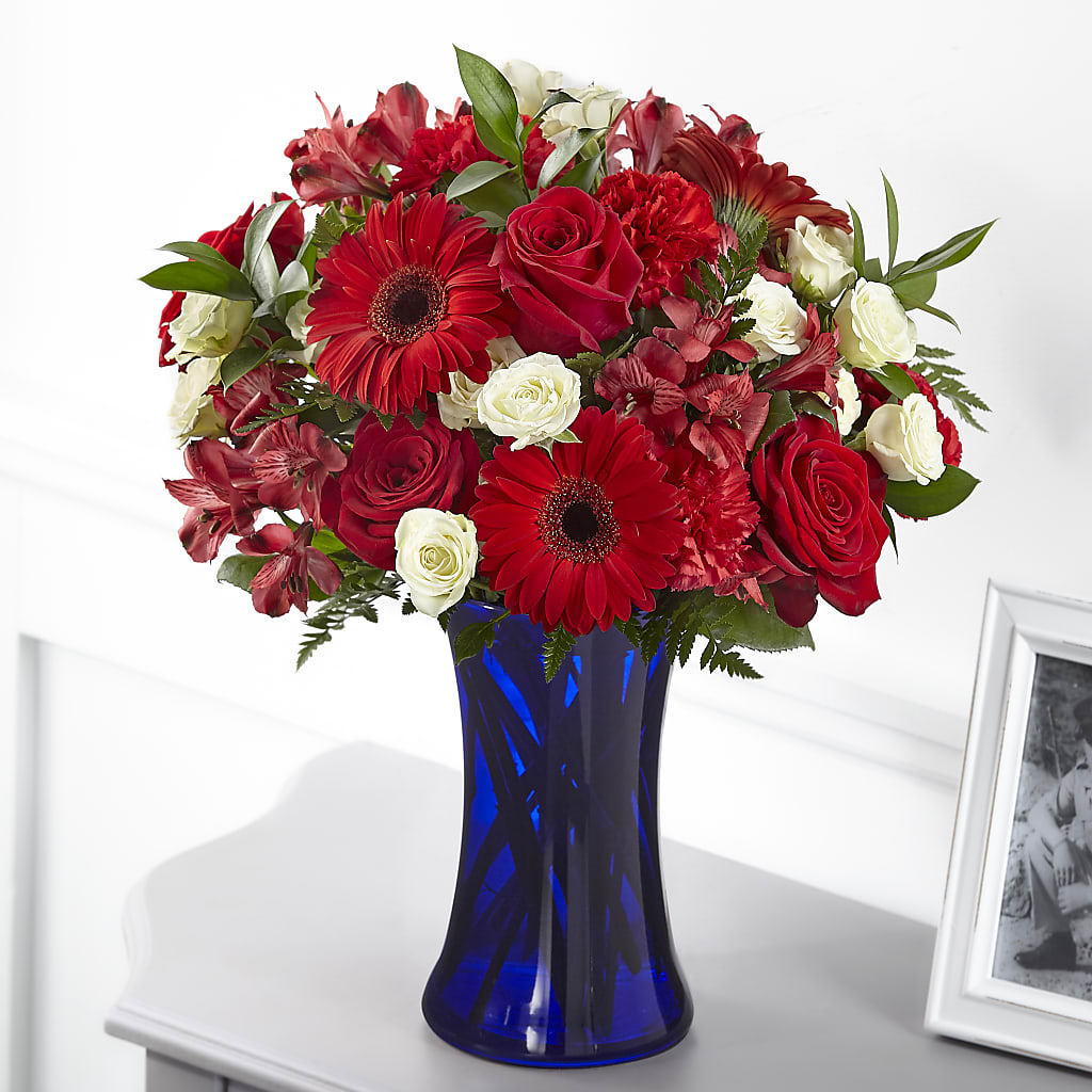 Hearts Embrace Bouquet – Day Dream Bokay Llc, Jonesborough TN