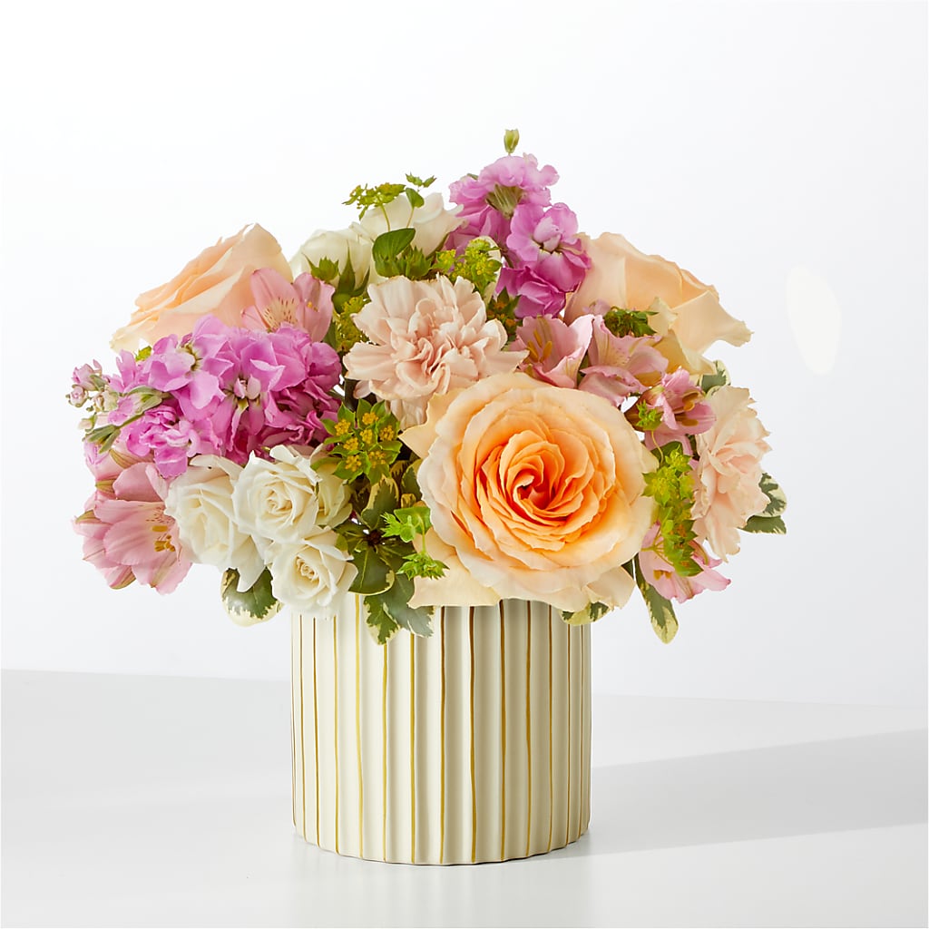 Paradise Bouquet with Ivory Vase – Day Dream Bokay Llc, Jonesborough TN