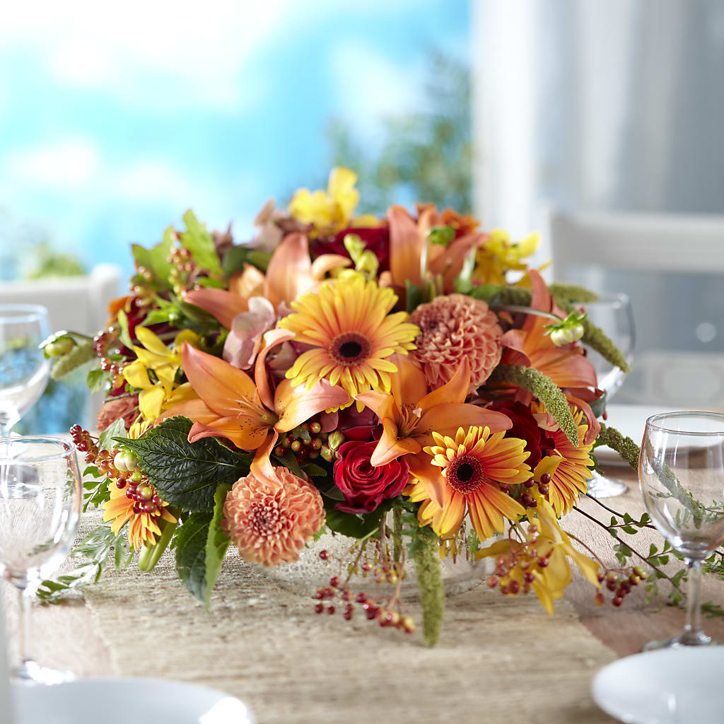 One and Only Centerpiece – Day Dream Bokay Llc, Jonesborough TN