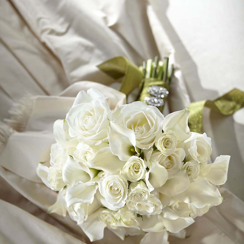 Serene Highness Bouquet – Day Dream Bokay Llc, Jonesborough TN