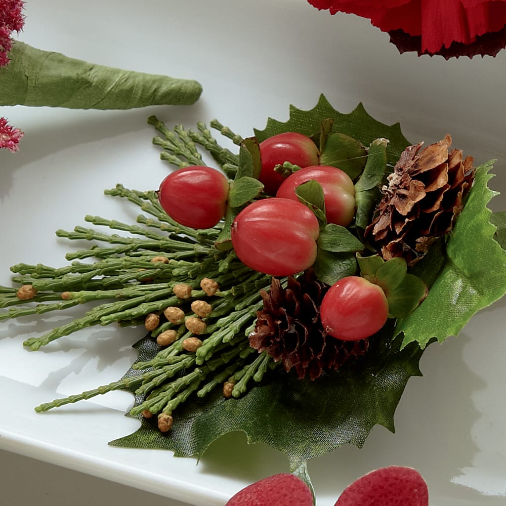Red Berry Boutonniere – Day Dream Bokay Llc, Jonesborough TN