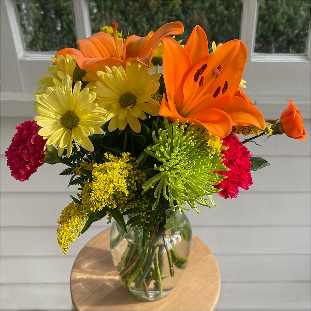 Bold & Bright – A Florist Original –  Day Dream Bokay Llc, Jonesborough TN