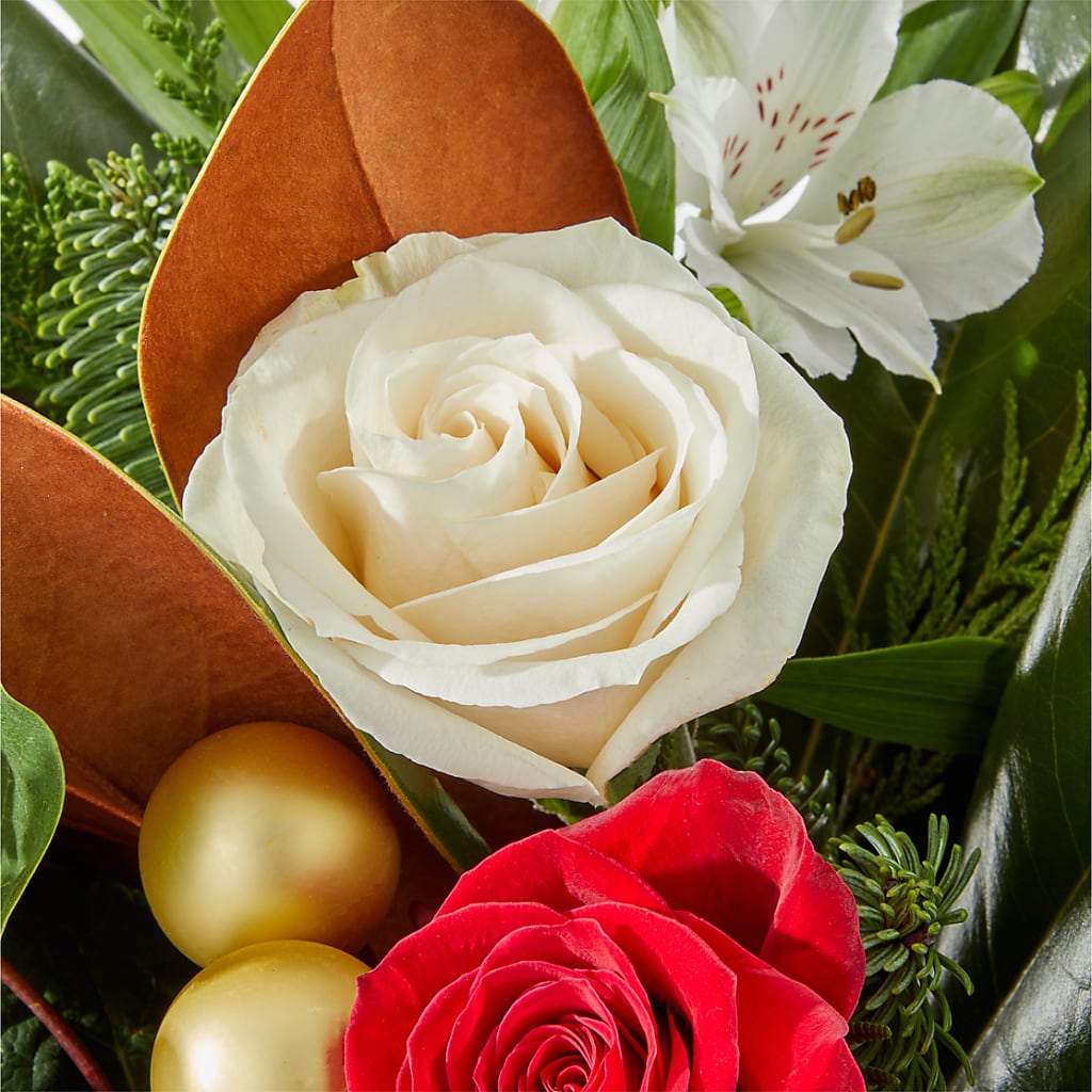 Joy & Jolly Bouquet –  Day Dream Bokay Llc, Jonesborough TN