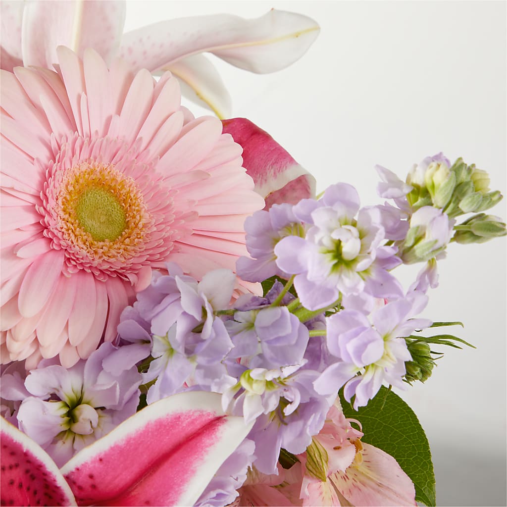 The Teahouse Bouquet –  Day Dream Bokay Llc, Jonesborough TN