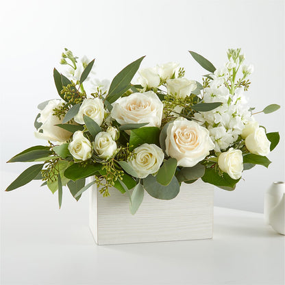 Fresh Linen Box Bouquet –  Day Dream Bokay Llc, Jonesborough TN