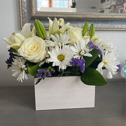 Beyond Blue Box Bouquet –  Day Dream Bokay Llc, Jonesborough TN