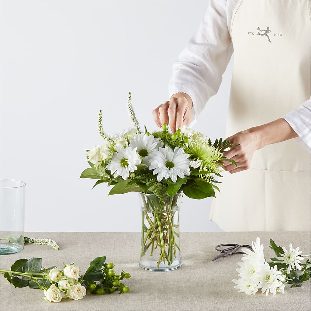 Irish Garden - A Florist Original –  Day Dream Bokay Llc, Jonesborough TN