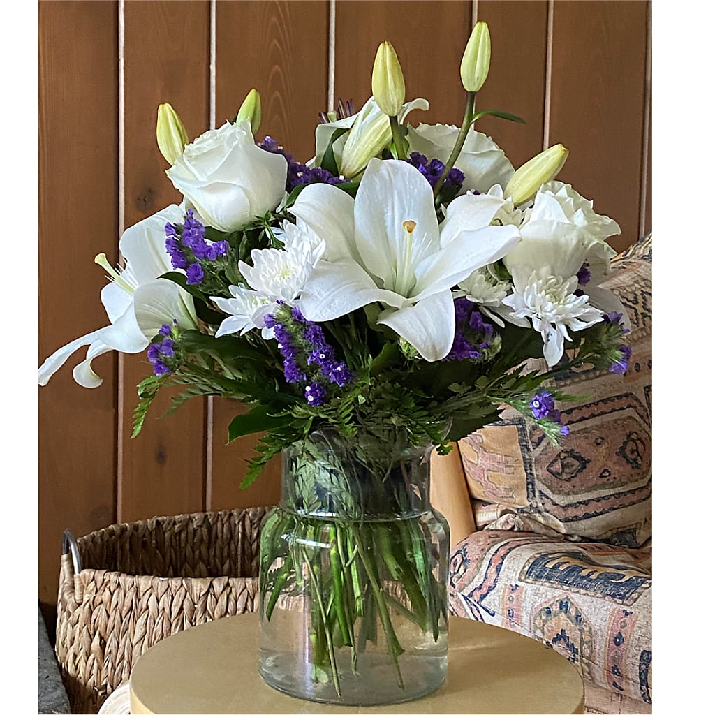 Beyond Blue Bouquet –  Day Dream Bokay Llc, Jonesborough TN