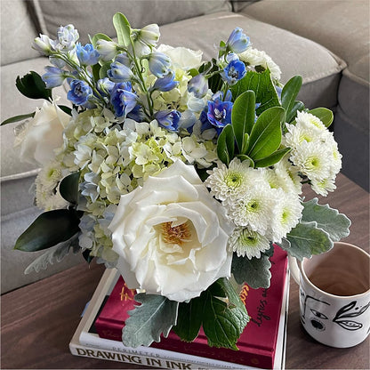 Clear Skies Bouquet –  Day Dream Bokay Llc, Jonesborough TN