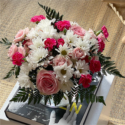 Sweet Surprises® Bouquet –  Day Dream Bokay Llc, Jonesborough TN