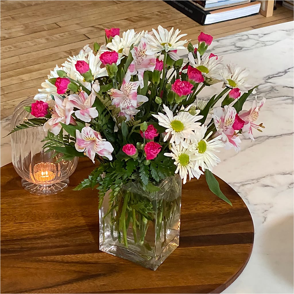 Sweet Surprises® Bouquet –  Day Dream Bokay Llc, Jonesborough TN