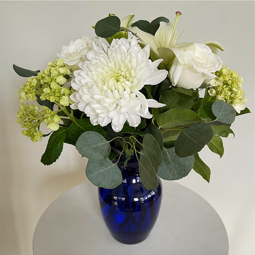Snowy Dreams Bouquet –  Day Dream Bokay Llc, Jonesborough TN