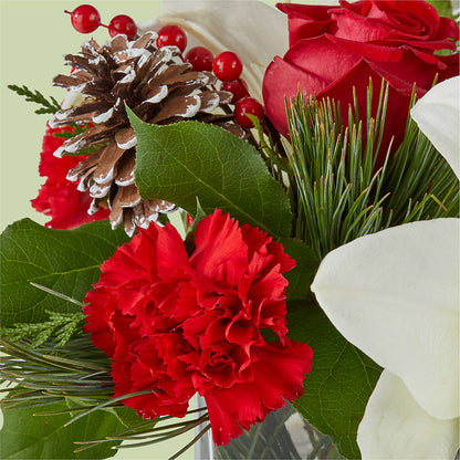 Glistening Icicles Bouquet –  Day Dream Bokay Llc, Jonesborough TN