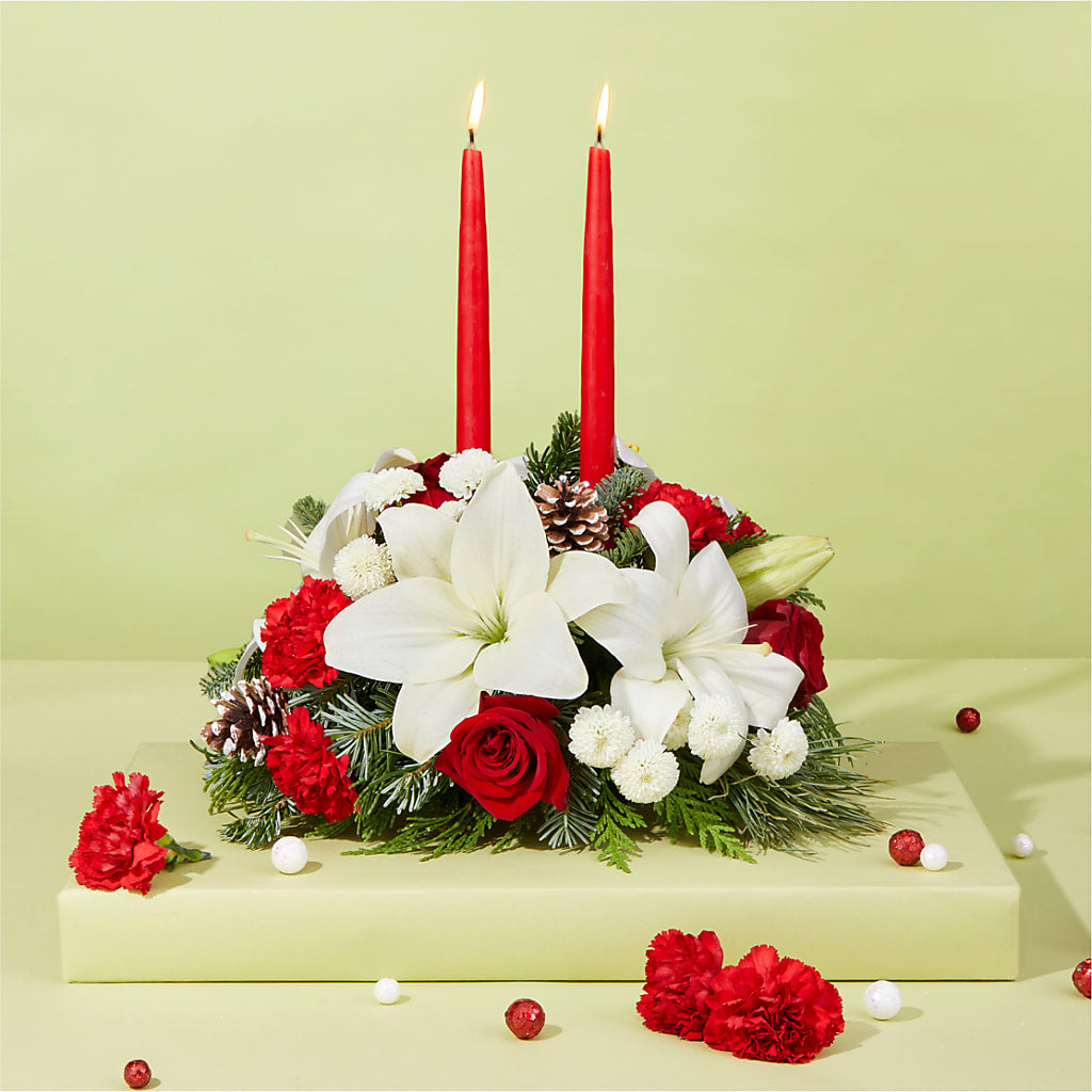 Seasonal Festivities Centerpiece –  Day Dream Bokay Llc, Jonesborough TN