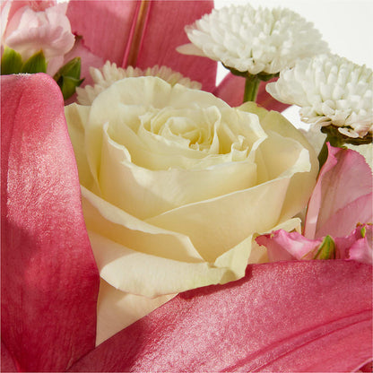 Piece of Cake Bouquet –  Day Dream Bokay Llc, Jonesborough TN