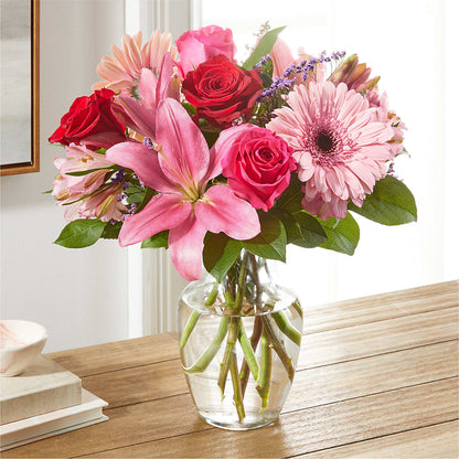 Lots of Love Bouquet –  Day Dream Bokay Llc, Jonesborough TN