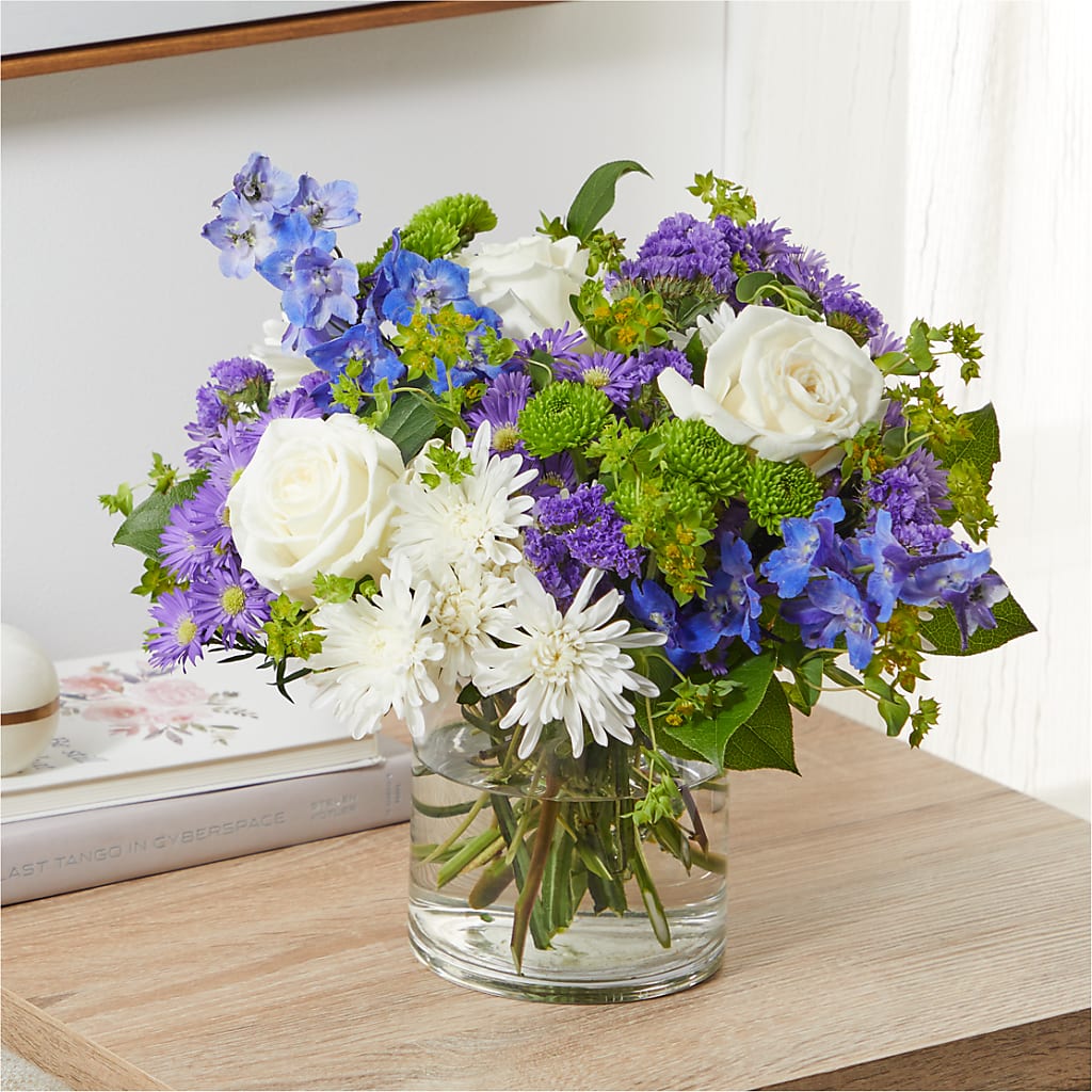 Genuine Gestures Bouquet –  Day Dream Bokay Llc, Jonesborough TN