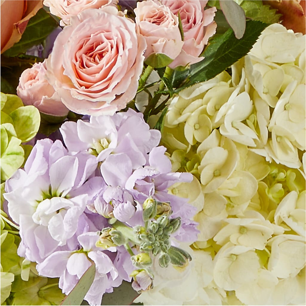 Porch Swing Bouquet –  Day Dream Bokay Llc, Jonesborough TN