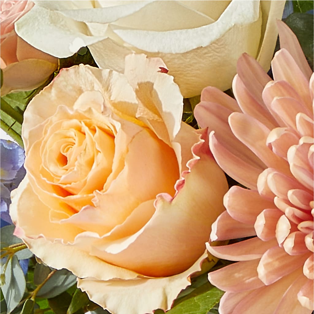 Inspired Bouquet –  Day Dream Bokay Llc, Jonesborough TN
