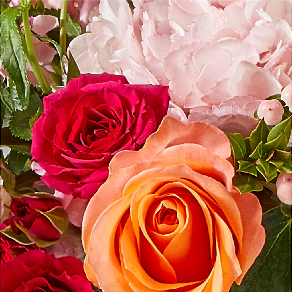 Glitz & Glam Bouquet –  Day Dream Bokay Llc, Jonesborough TN