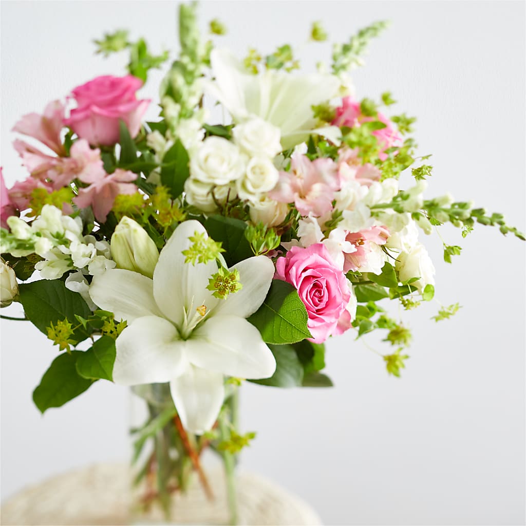 Fondly Bouquet –  Day Dream Bokay Llc, Jonesborough TN
