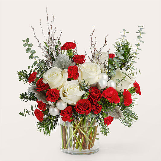 Trimming the Tree Bouquet –  Day Dream Bokay Llc, Jonesborough TN
