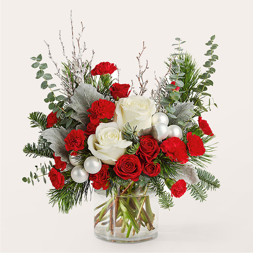 Trimming the Tree Bouquet –  Day Dream Bokay Llc, Jonesborough TN