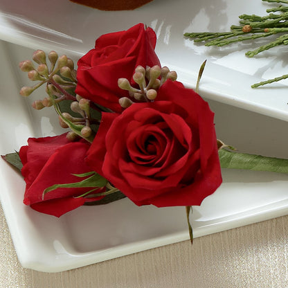 Red Spray Rose Boutonniere –  Day Dream Bokay Llc, Jonesborough TN