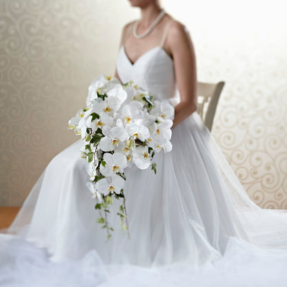 Classic White Bouquet –  Day Dream Bokay Llc, Jonesborough TN