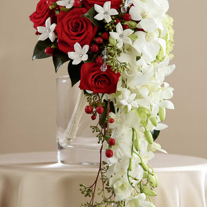 Here Comes the Bride Bouquet –  Day Dream Bokay Llc, Jonesborough TN